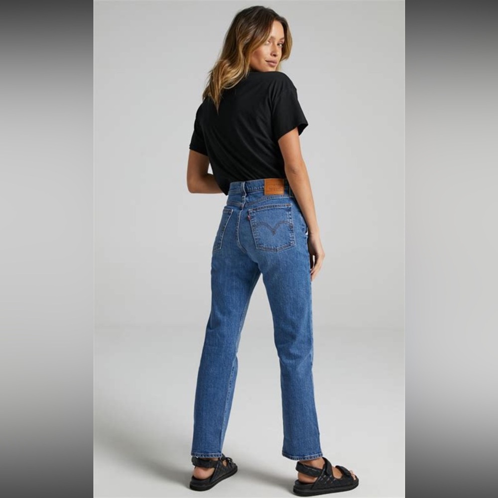 Levi’s Premium “Wedgie” straight leg jeans